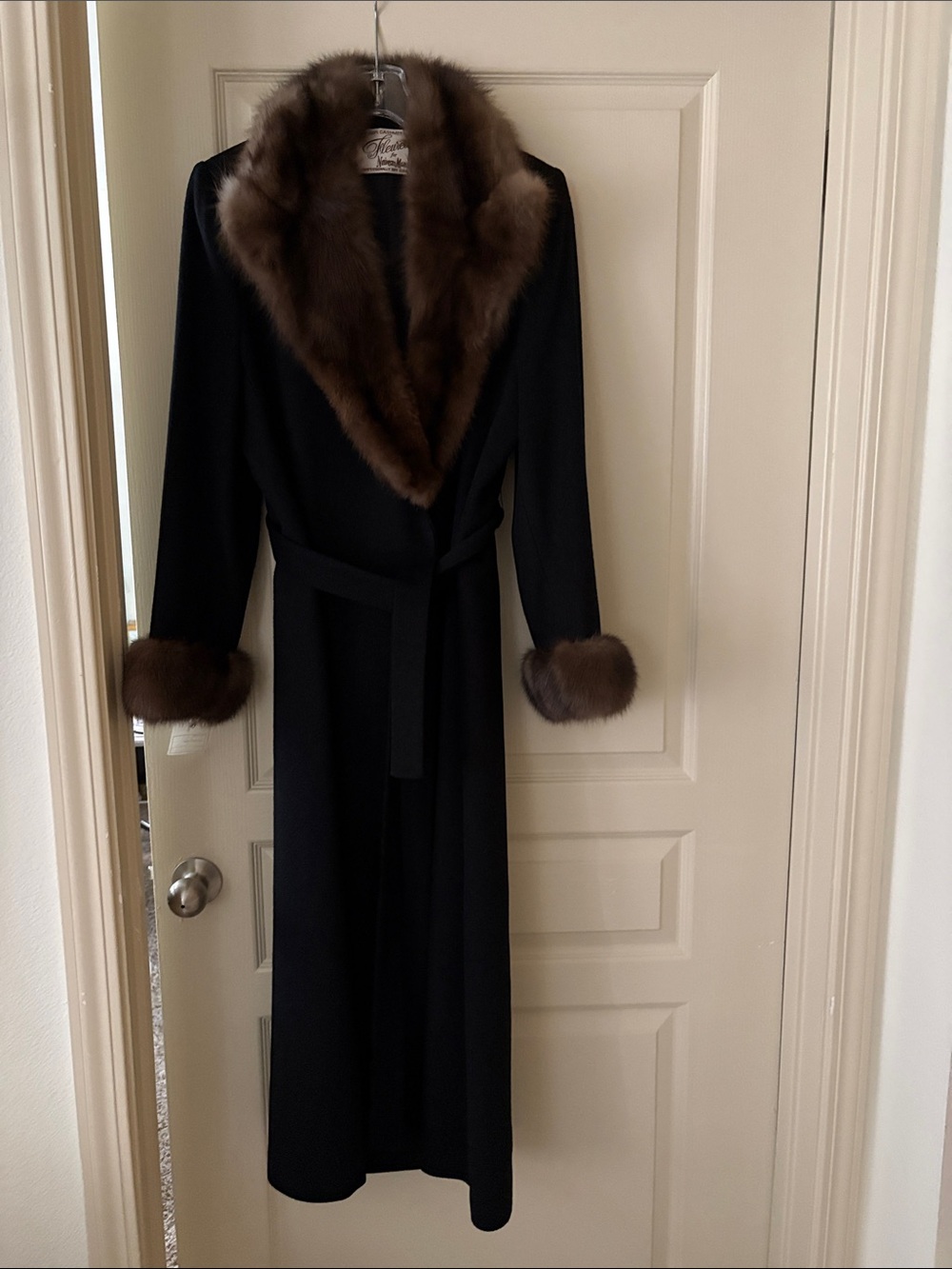 Neiman Marcus top quality cashmere with chinchilla trim winter coat.